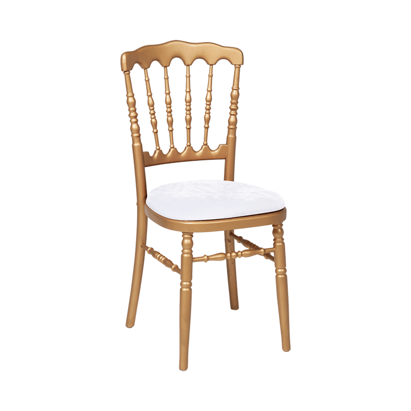 Chaise Napol&eacute;on dor&eacute;e