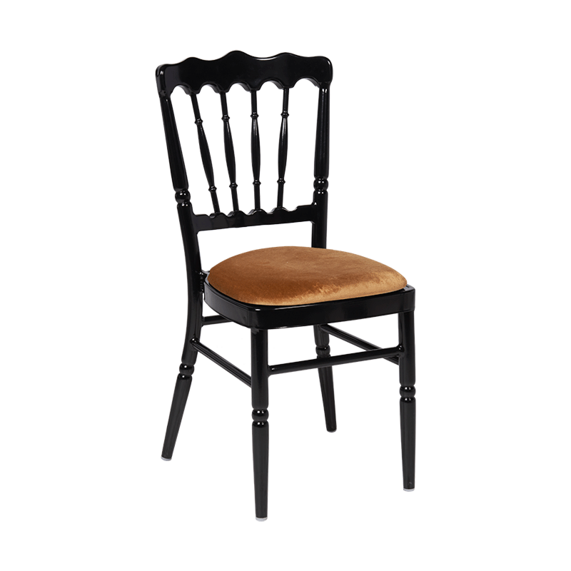 Chaise Napoléon noire en aluminium avec galette dorée