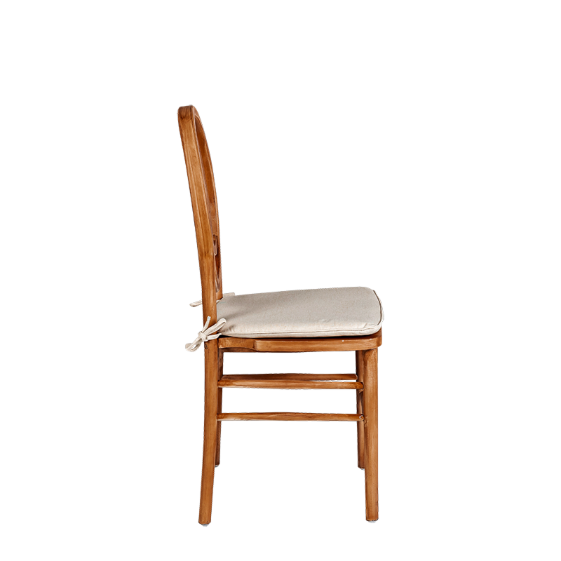 Chaise Sphinx avec coussin crème